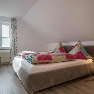  Apartment Ferienwohnung Höscheler Groß